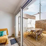 Gorgeous Home In Royan With Wifi